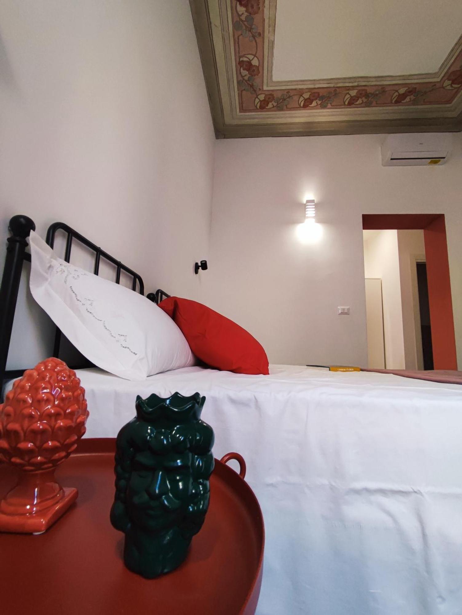 Donna Oliva Guest House Palermo Kültér fotó