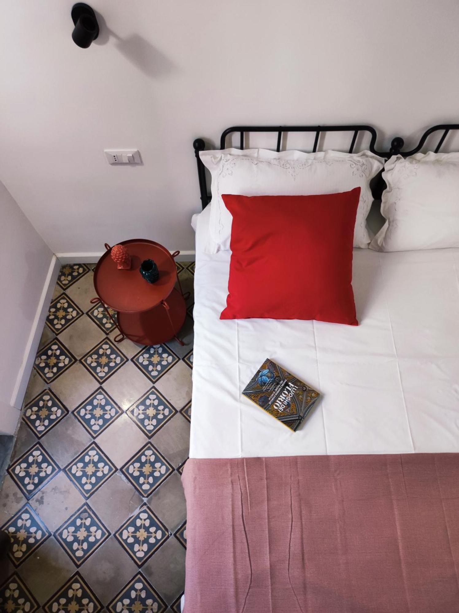 Donna Oliva Guest House Palermo Kültér fotó